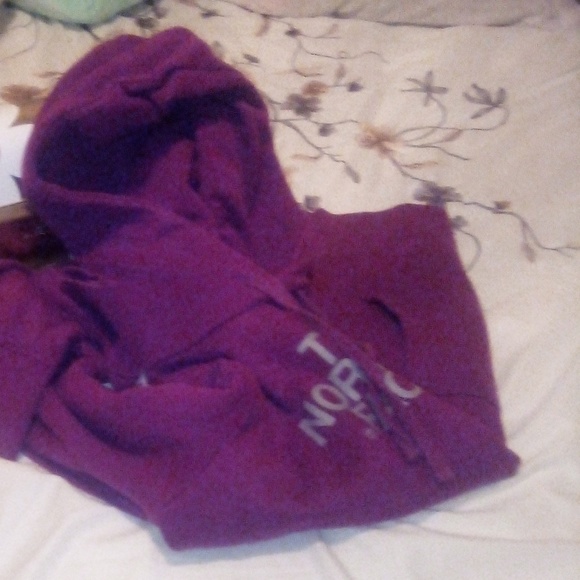 Ladies North Face Jacket - Picture 8 of 8